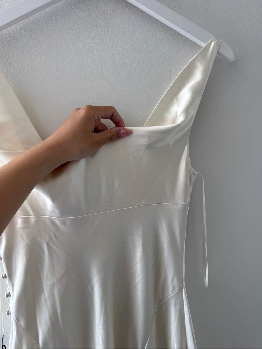 REFORMATION Ceres Silk Dress in Ivory 6 - Picture 10 of 10